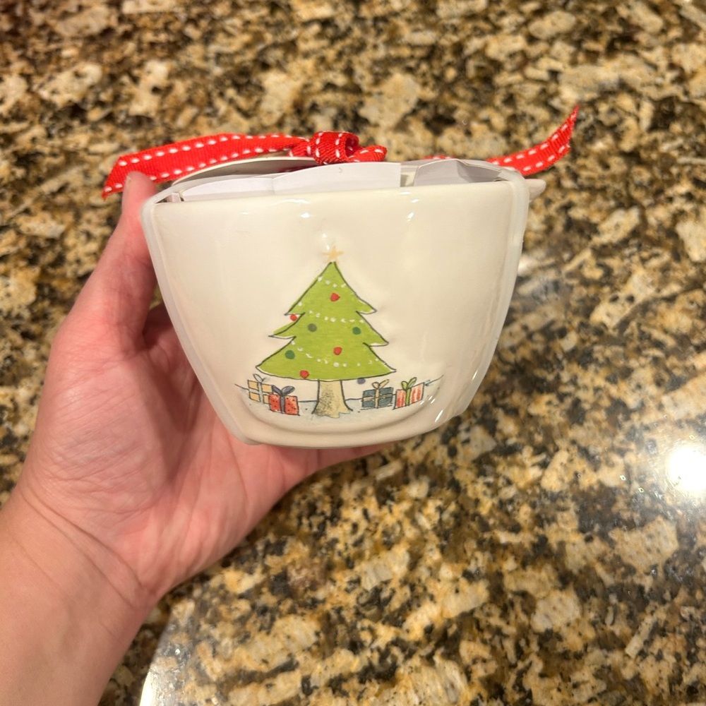 Rae Dunn Christmas Tree Measuring Cups